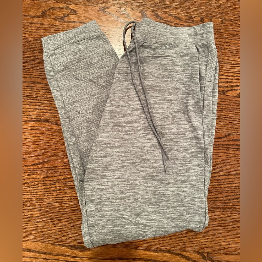 UniQlo Women’s Active Wear Joggers Sz Small